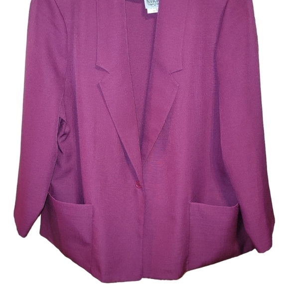 Vintage Nikki blazer size 42 pink, 80s vibe, polyester, pockets on front - Picture 6 of 8